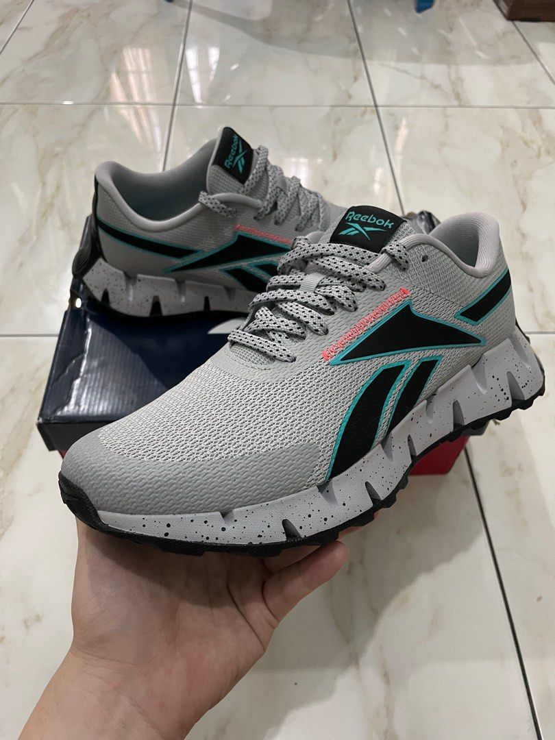 Sepatu sport reebok pria outlet