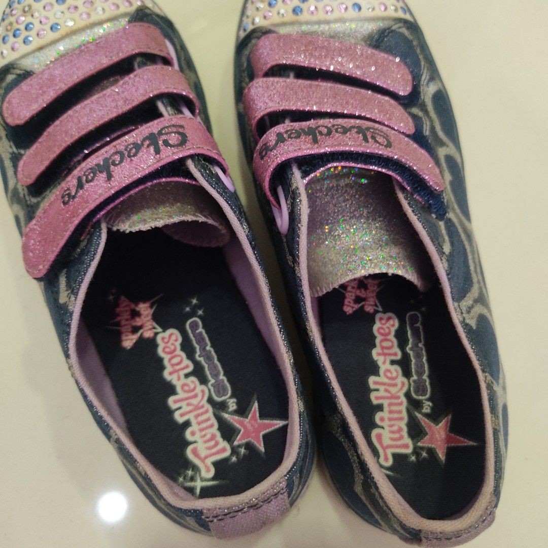 Blink skechers clearance