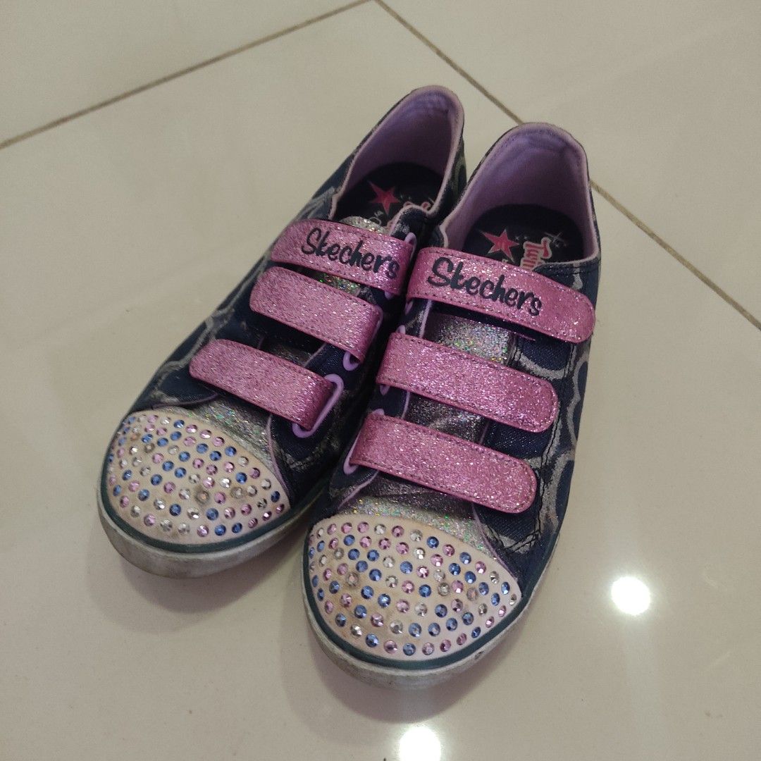 Blink skechers top