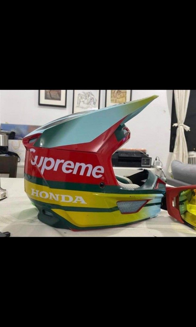 Supreme helmet with eyewear on Carousell