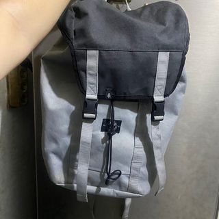 Tas ransel atau backpack Parkland