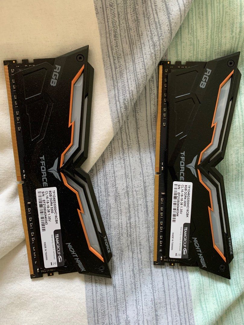 Team T Force Night Hawk RGB 16GB 2 8GB DDR4 3200 MHZ Memory