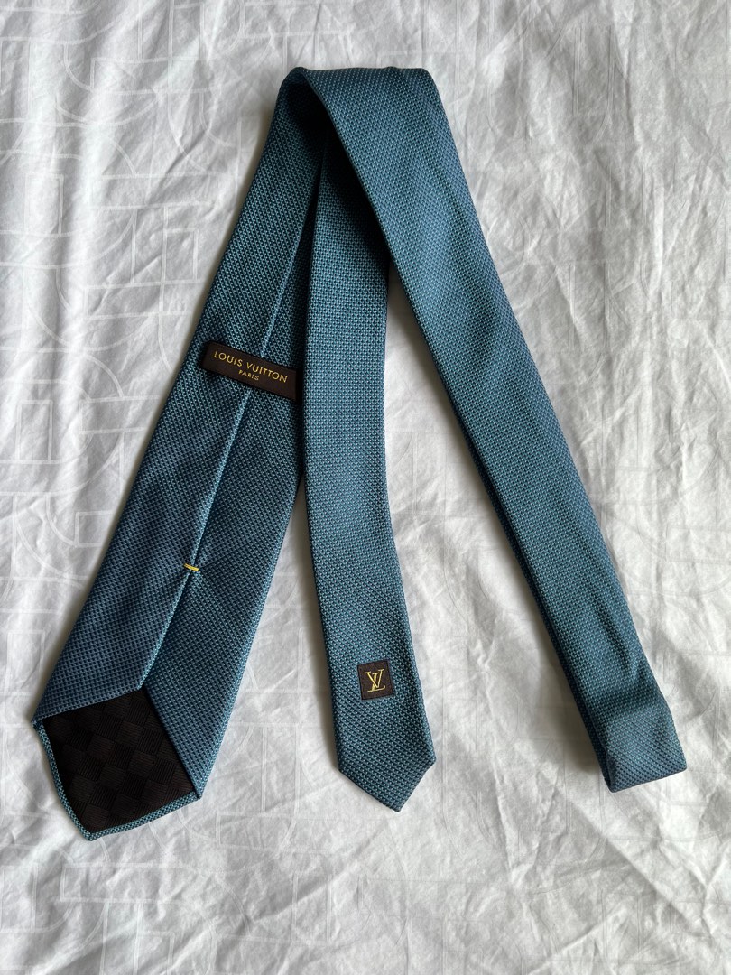 Louis Vuitton Men's Tie Blue, Men's Fashion, Watches & Accessories, Ties on  Carousell