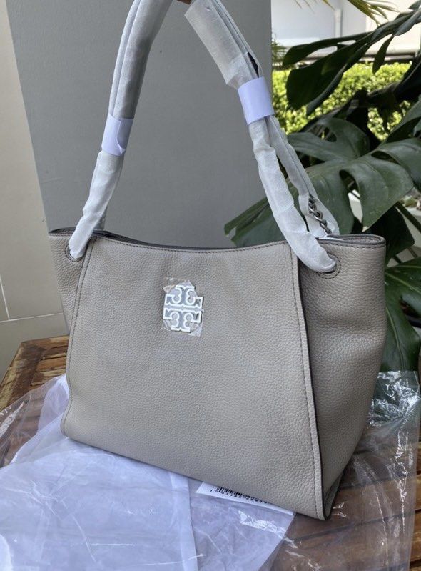 Britten slouchy tote tory burch top