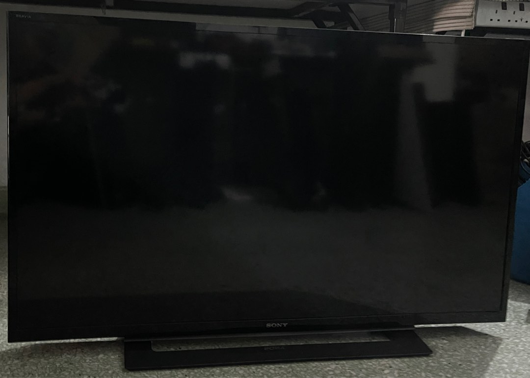 TV ROSAK SONY LED 40R350B, TV & Home Appliances, TV & Entertainment, TV