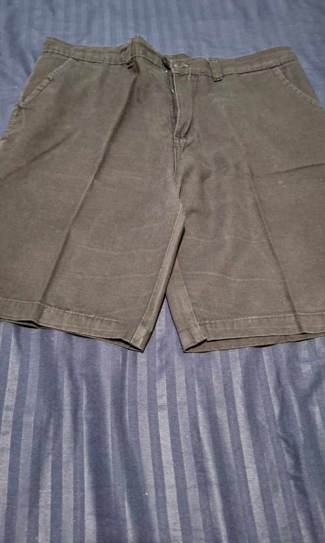 UST Mechanical Engineering Shorts Uniform (Category: Shorts) located in Quezon City. Submitted by fabfindsph (Listing ID 1245871766, Image 3). Description: UST Mechanical Engineering shorts uniform Php 50 each. Size 32 or 33. All good. No more bargaining..