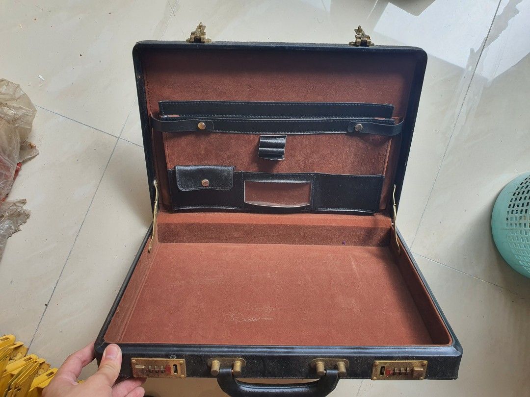 Vintage Briefcase Dual Locking 3 Digit Combo Locks, Men's Fashion, Bags