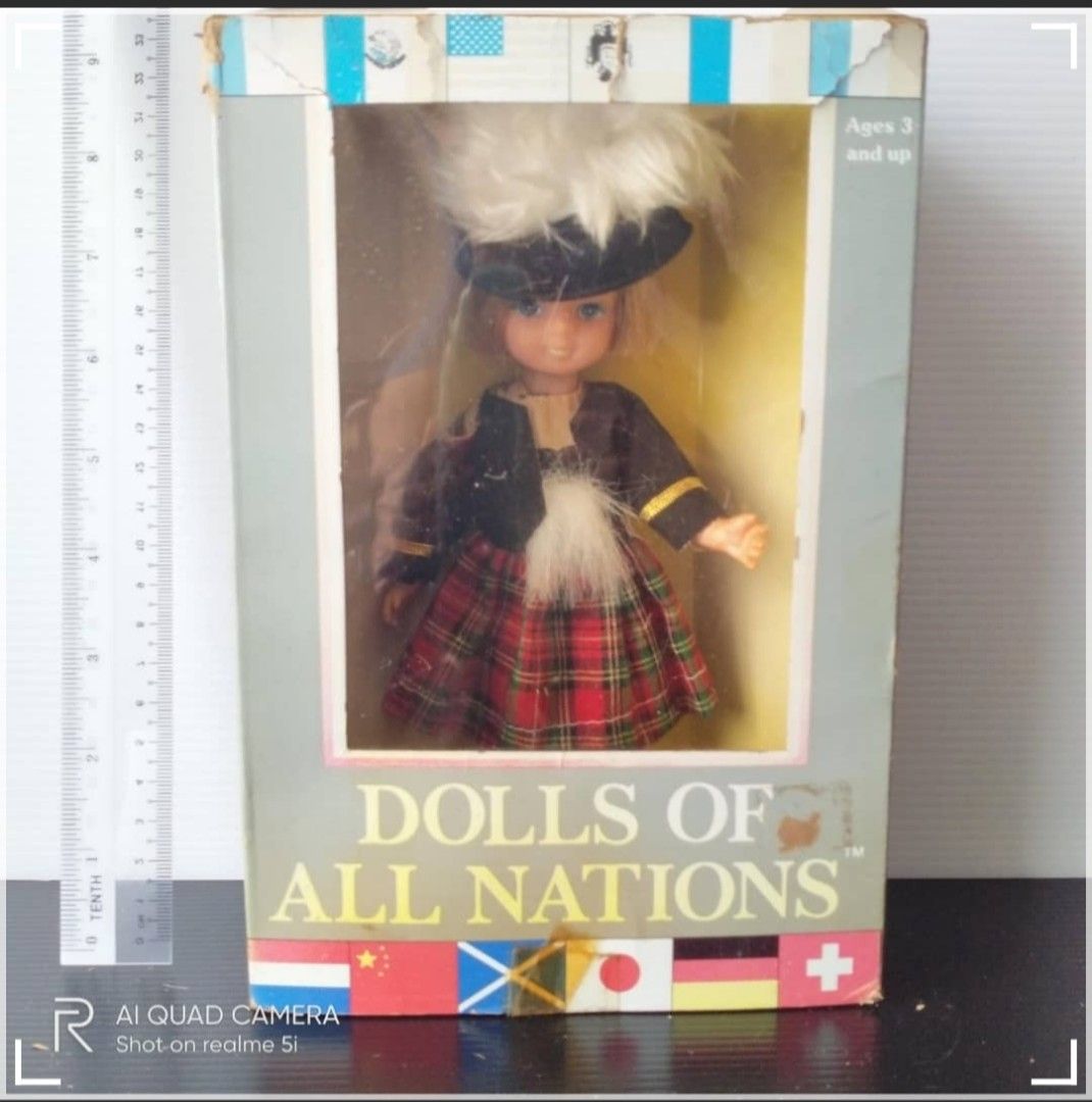 Vintage Classic Dolls of All Nations. According to what is Written on the Box. Comes With Box. Collectable Item. Scotland