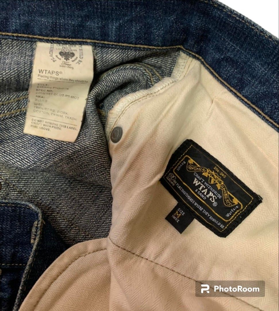 WTAPS Jeans (Category: Jeans) located in Consolacion. Submitted by thriftnitata (Listing ID 1245892489, Image 3). Description: Brand : WTAPS Jeans Model : Extreme (Selvedge) Color : Vintage Blue Materials : 100% cotton Description : - Medium on tag (32 actual waistline) - LEGIT Condition : - Overall 9/10 - No issue Selling Price : p2500 PLUS SHIPPING FEE NO RESERVATION DISCLAIMER : No copyright infringement intended. We are not affiliated to any 
