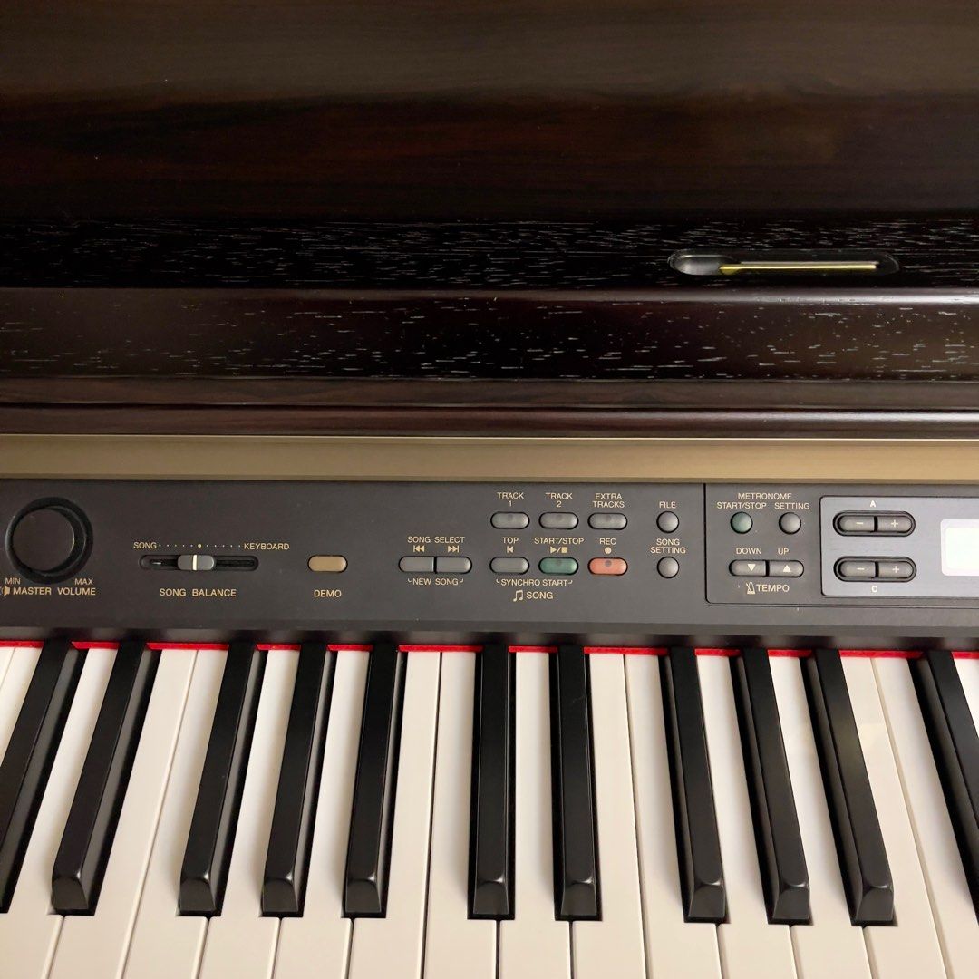 Yamaha Clavinova Electronic Piano, Hobbies & Toys, Music & Media