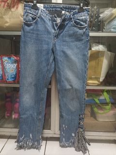 ZARA Jeans Ripped Keren Size XS