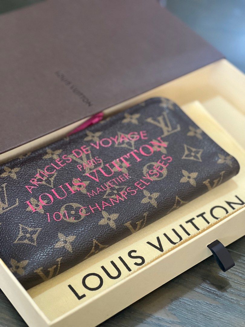 Louis Vuitton Document Voyage - 3 For Sale on 1stDibs