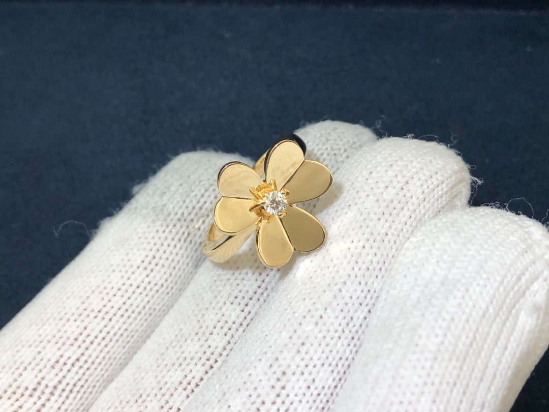Frivole ring, 1 flower, small model
