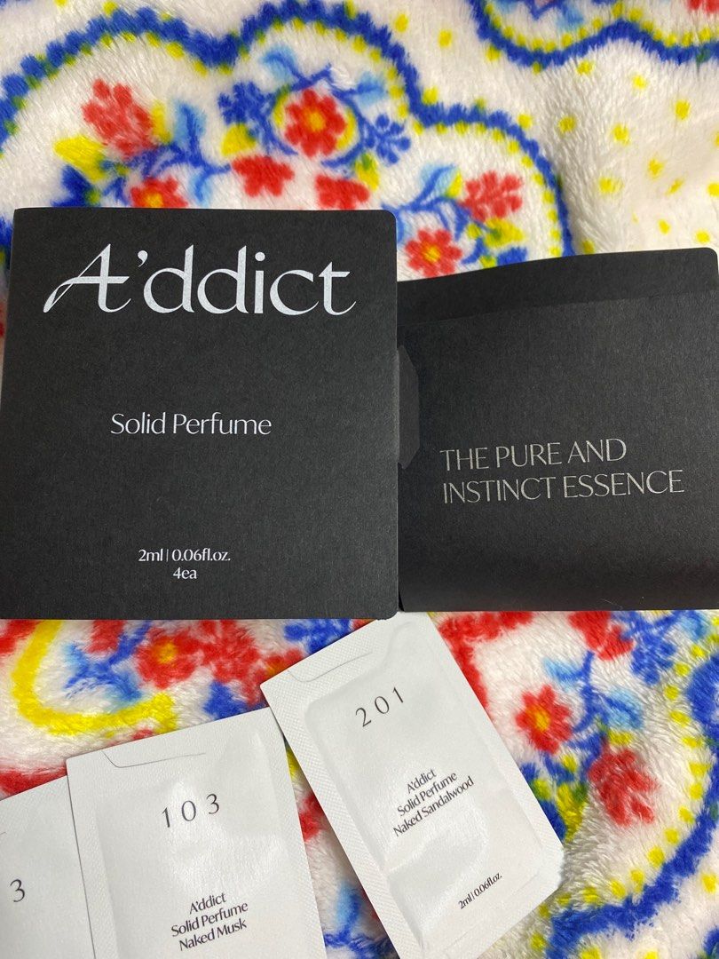 4 A ddict Addict solid perfume