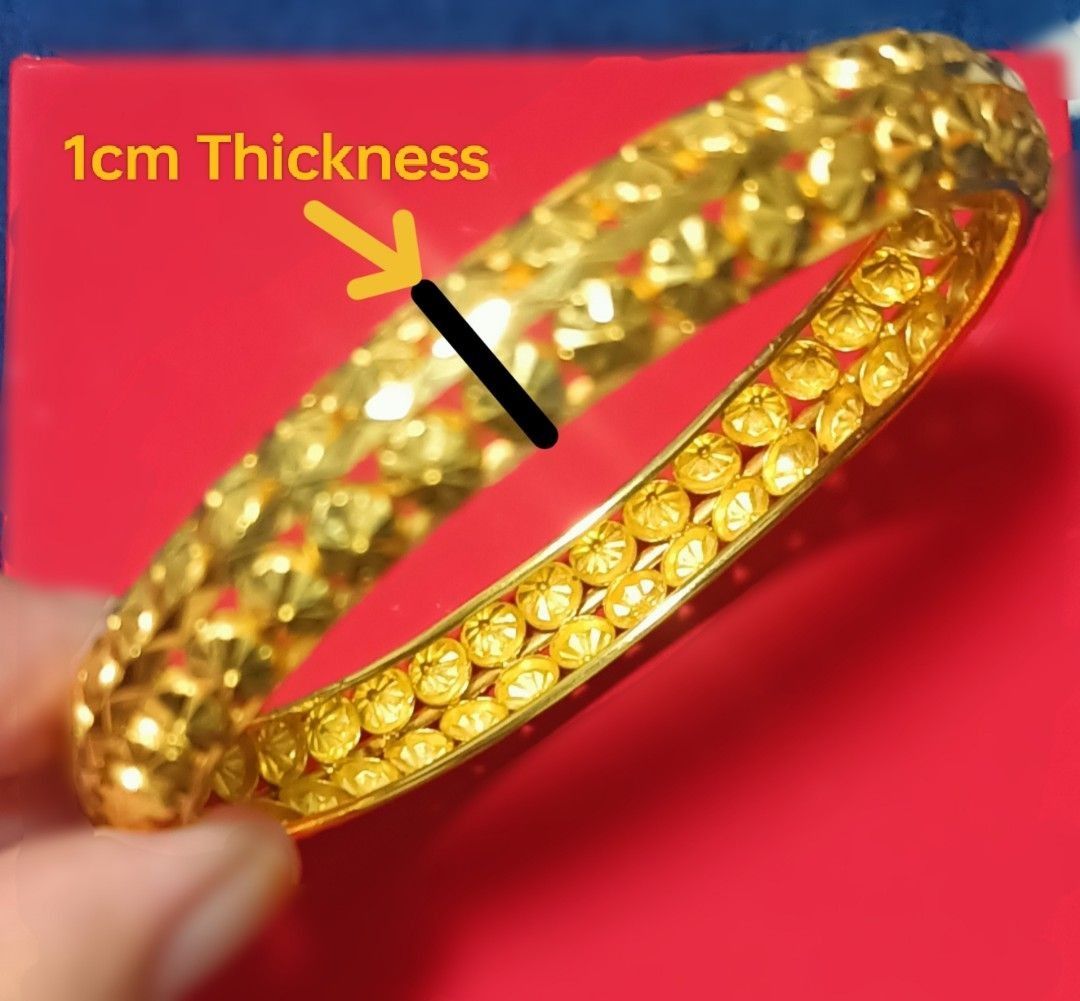Gold solid bangles design online