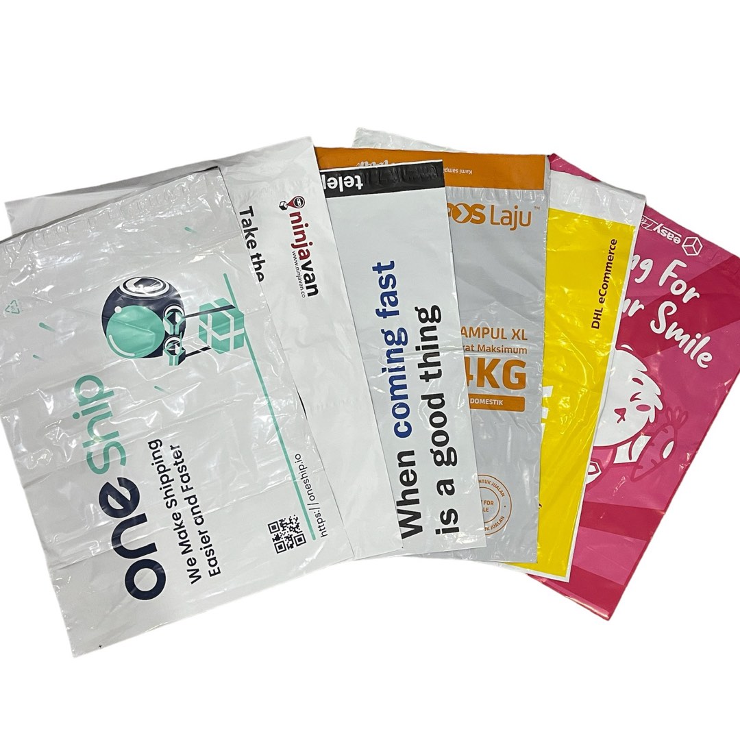 A2 XL Courier Flyer Plastic Bag Pocket Parcel Post Kurier Bag, Hobbies ...