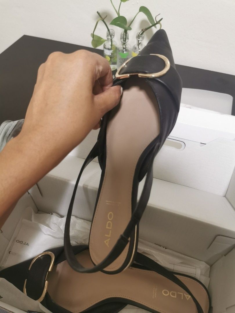 Aldo pointy flats