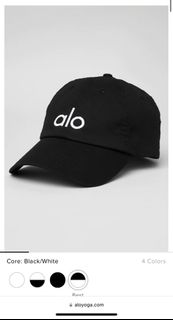 (Category: ) located in . Submitted by yacapuwardrobe (Listing ID 1240904841, Image 1). Description: .