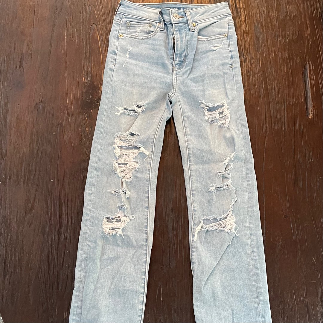 American Eagle Super Stretch Ripped Jeans, Women's Fashion, Bottoms, Jeans  & Leggings on Carousell
