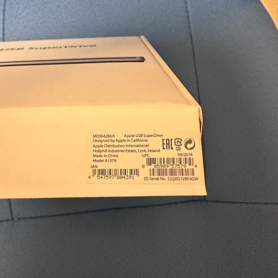 Apple USB Superdrive 超級光碟機 (DVD 機), 電腦＆科技, 電腦周邊及配件, 其他 - Carousell