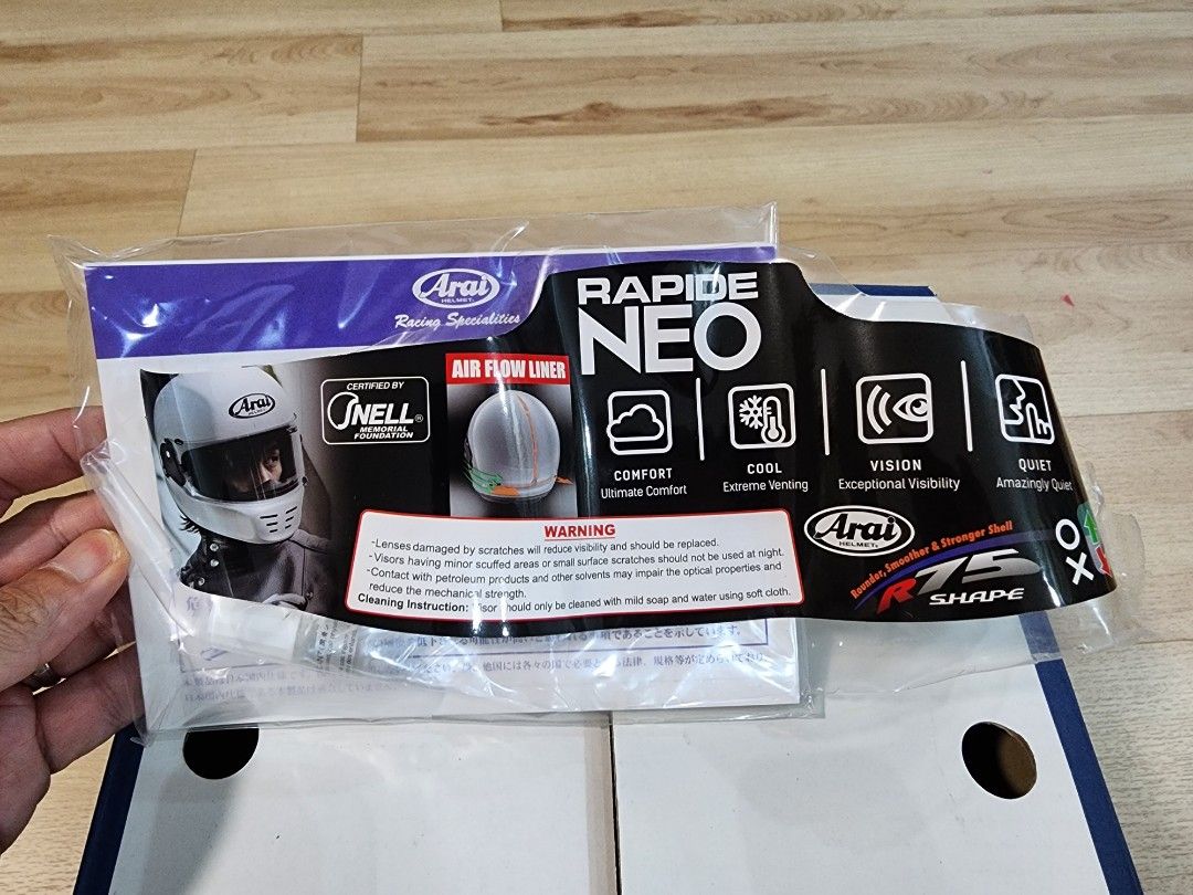Arai Rapide Neo Helmet, Motorcycles, Motorcycle Apparel on Carousell
