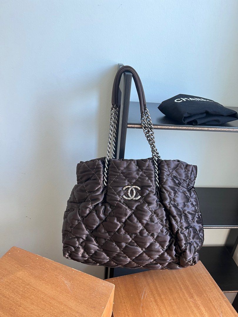Buy Luxury Pre-owned Authentic Chanel Blue Quilted Large Shoulder Bag ,  Beige Online
