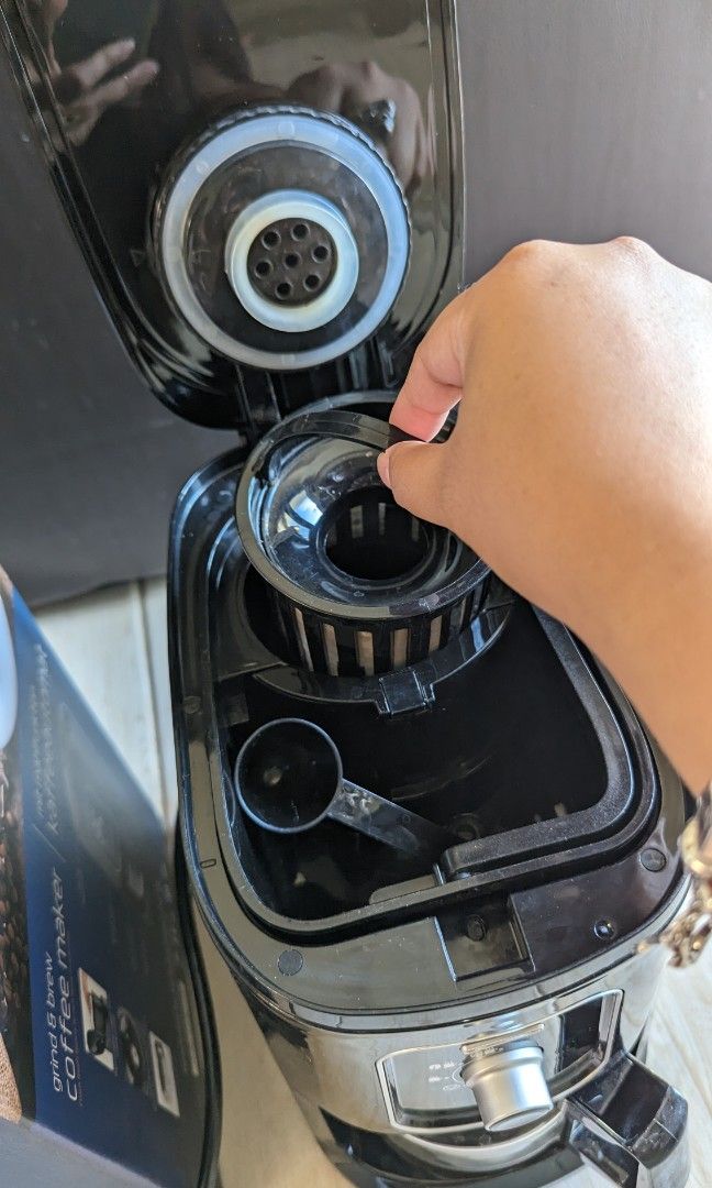 Baumann Grind and Brew Coffeemaker on Carousell