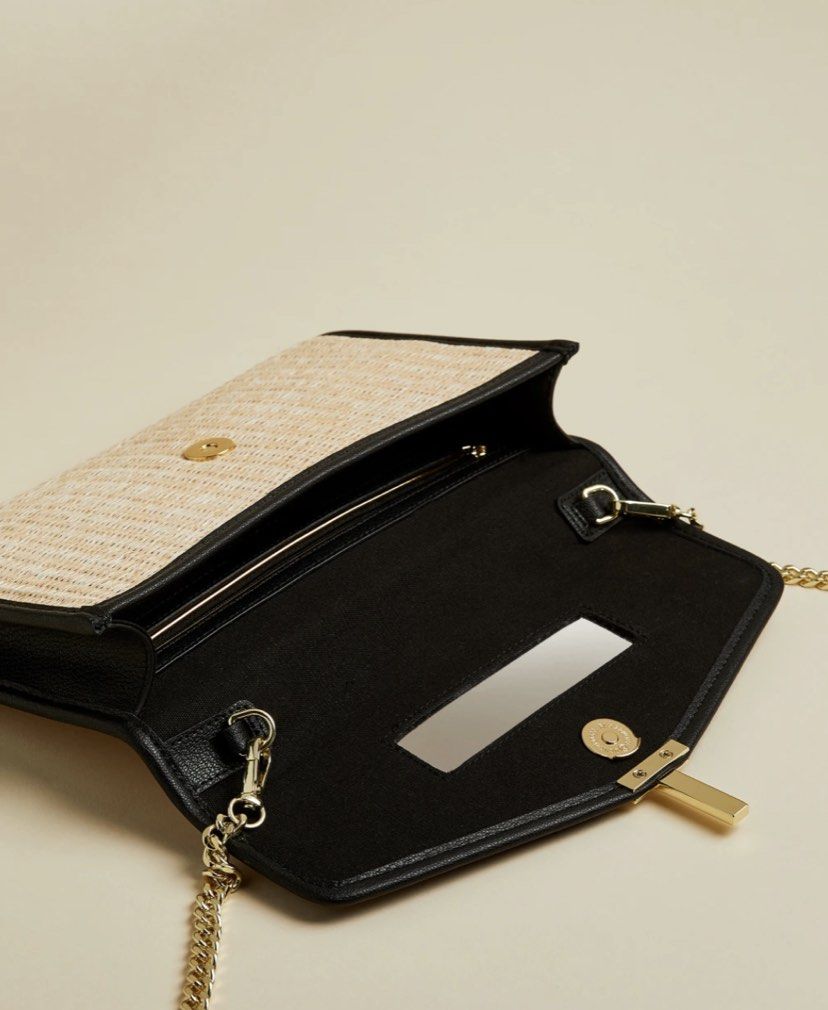 Arthea woven clutch Clearance