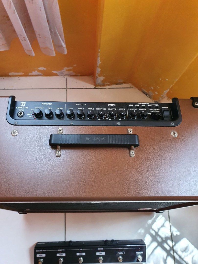 BOSS Katana MkI 100W, GAFC footswitch, Hobbies & Toys, Music & Media
