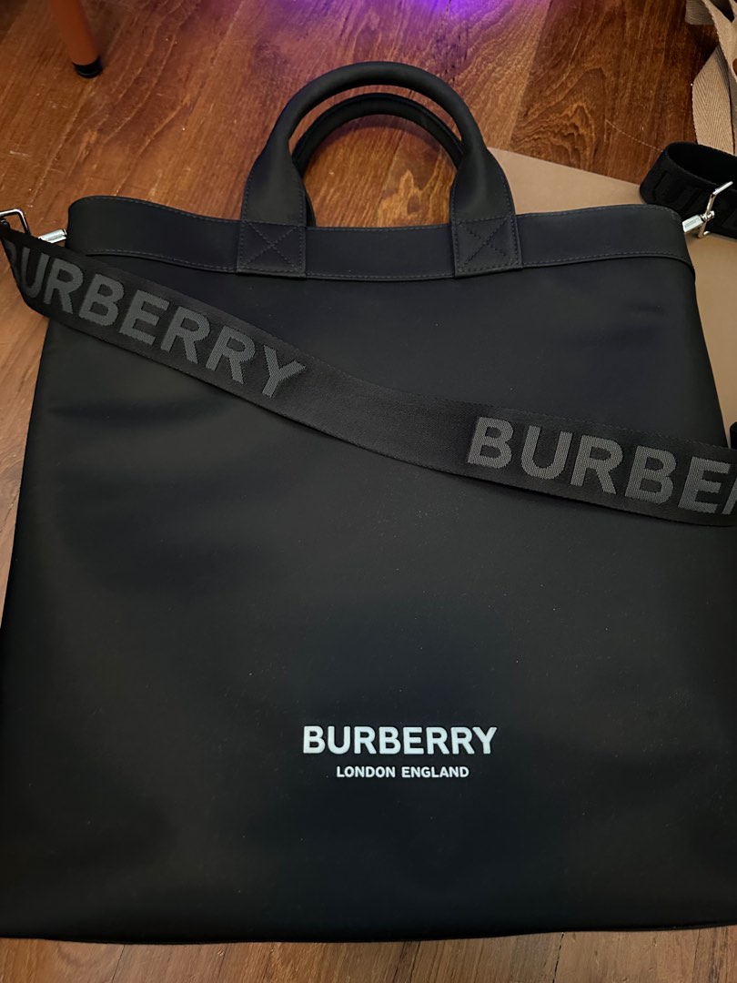 Burberry tote bag 2025 men