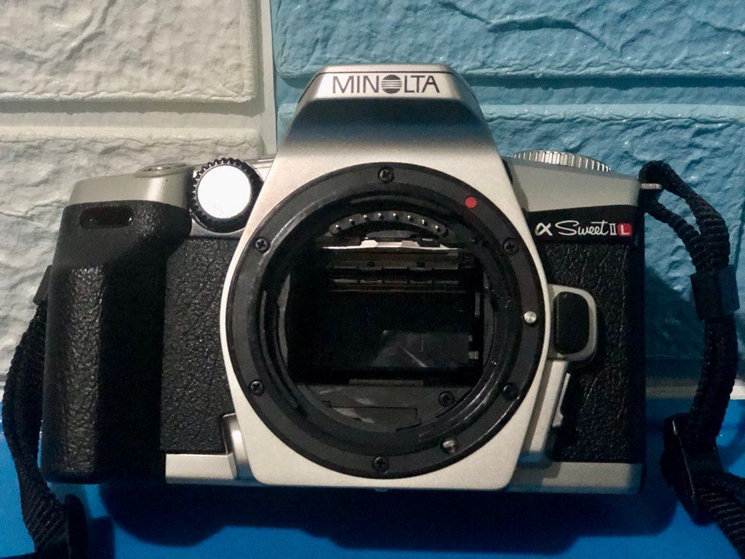 camera (Category: Cameras) located in Quezon City. Submitted by jhayjaz08 (Listing ID 1240900084, Image 3). Description: Minolta Sweet 2 Pro film camera In very good condition no iisues with tamron lens worth $200.