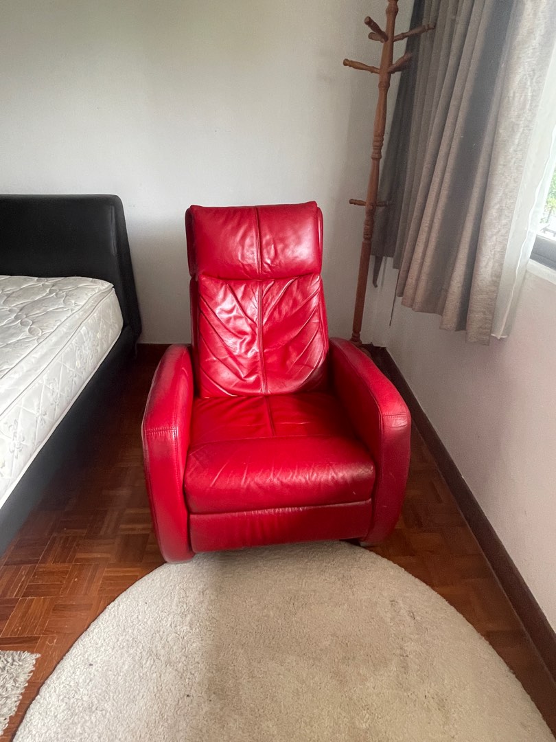 Cellini Leather single arm chair and recliner, Furniture & Home Living