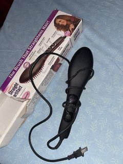 Ceramic straightening brush