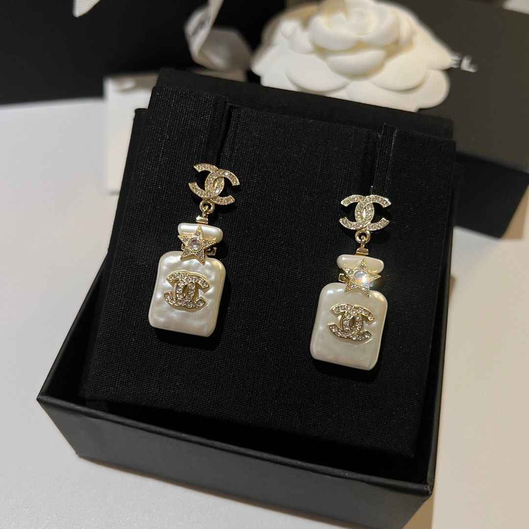 Fashion jewelry cc shop earrings