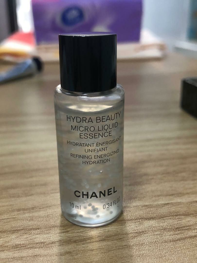 Facial Essence Lotion - Chanel Hydra Beauty Micro Liquid Essence | MAKEUP