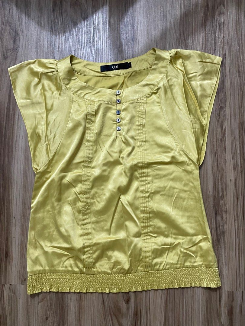 cln silk blouse (Category: Blouses) located in Rizal. Submitted by esquivel.declutter (Listing ID 1240853787, Image 1). Description: .