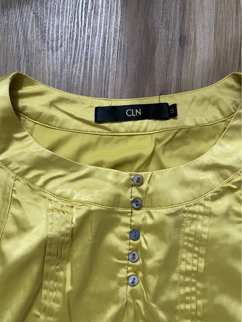 cln silk blouse (Category: Blouses) located in Rizal. Submitted by esquivel.declutter (Listing ID 1240853787, Image 2). Description: .