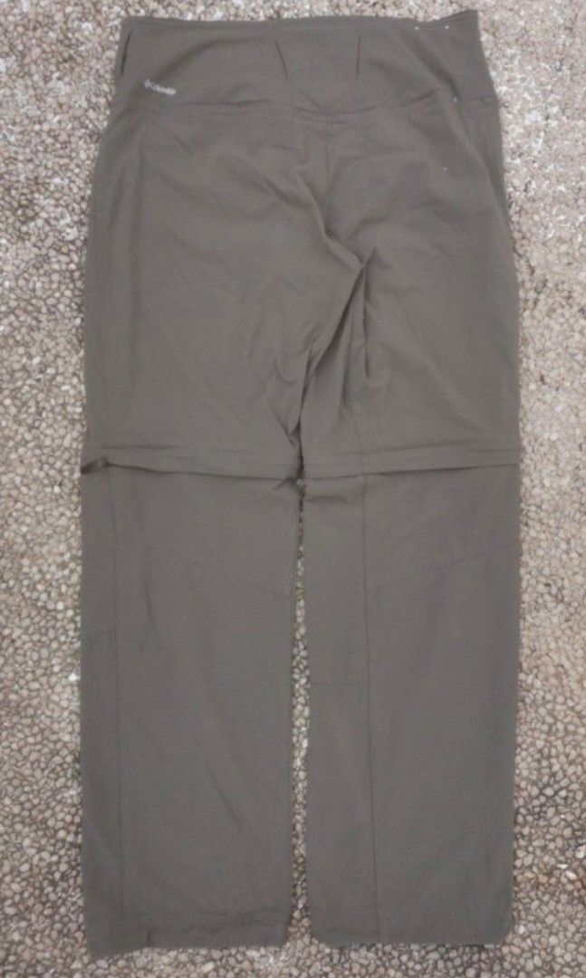 Columbia Hiking Convertible pants (Category: Activewear) located in Pateros City. Submitted by ginrielle47 (Listing ID 1240992112, Image 2). Description: Columbia Hiking Convertible pants unisex fits 31-33" waist These are all preloved. Pls manage expectation..