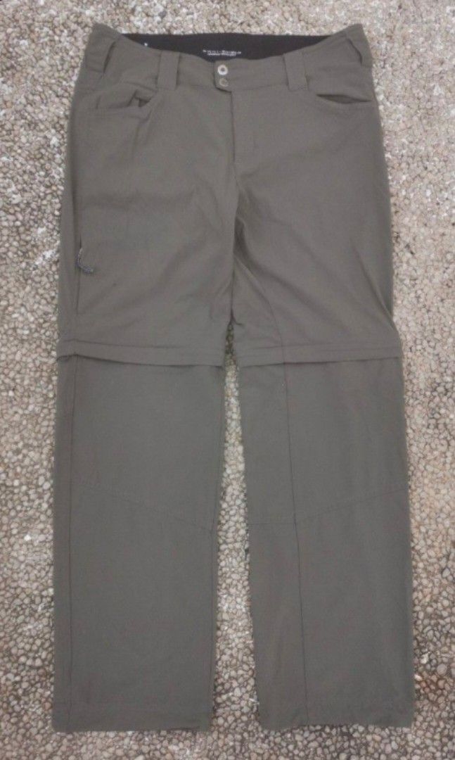 Columbia Hiking Convertible pants (Category: Activewear) located in Pateros City. Submitted by ginrielle47 (Listing ID 1240992112, Image 1). Description: Columbia Hiking Convertible pants unisex fits 31-33" waist These are all preloved. Pls manage expectation..