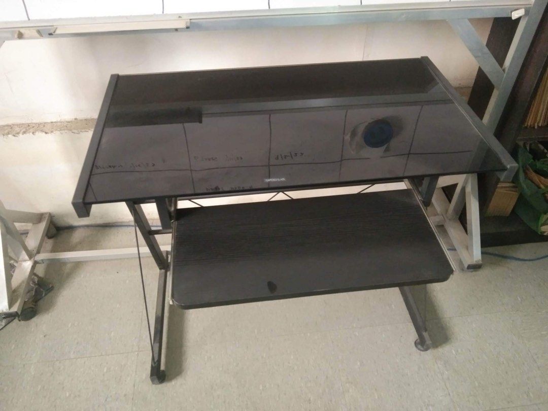 Computer Table (Fiber Glass) (Category: Other Home Appliances) located in Antipolo. Submitted by gorjuuus (Listing ID 1240896199, Image 1). Description: Computer table made from fiber glass, price is negotiable 💯 Check pictures posted for the details Loc: Solid Cement, Antipolo City Shipping will be shouldered by the buyer. .