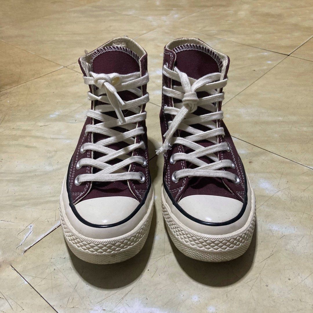 Converse vintage wine store