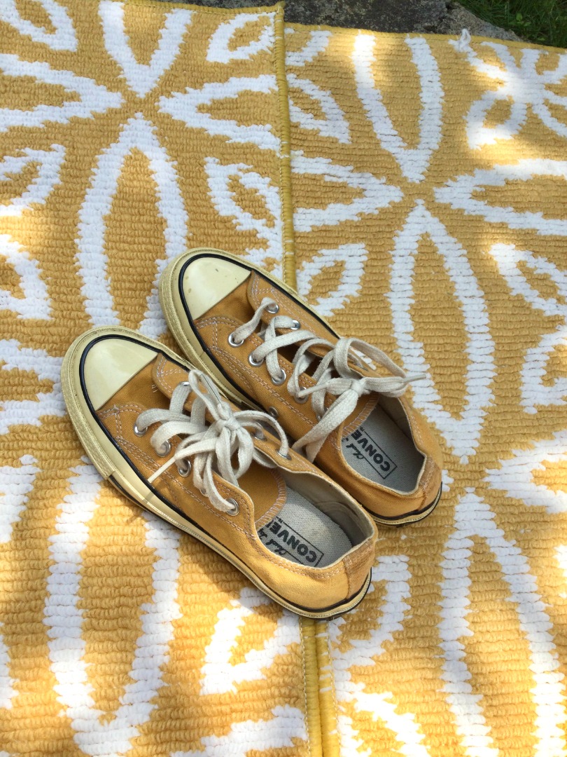 mustard converse