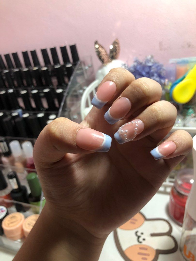 Customized Press-on nails (Category: Hands & Nails) located in Marikina City. Submitted by samdaenails (Listing ID 1240984040, Image 3). Description: Accepting customized press on nails, the set includes - 10 press-on nails - 2g glue - sticker nail tab - cuticle stick - alcohol tab - instructions on how to apply the nails What are your prices? Prices depend on the design of each press-on set. SHIPPING PROCESS If your area is Marikina, we can meet
