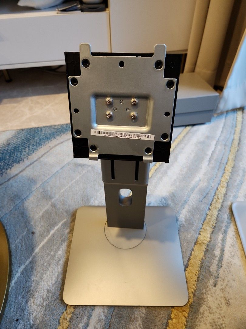 Dell monitor stand, Computers & Tech, Parts & Accessories, Other
