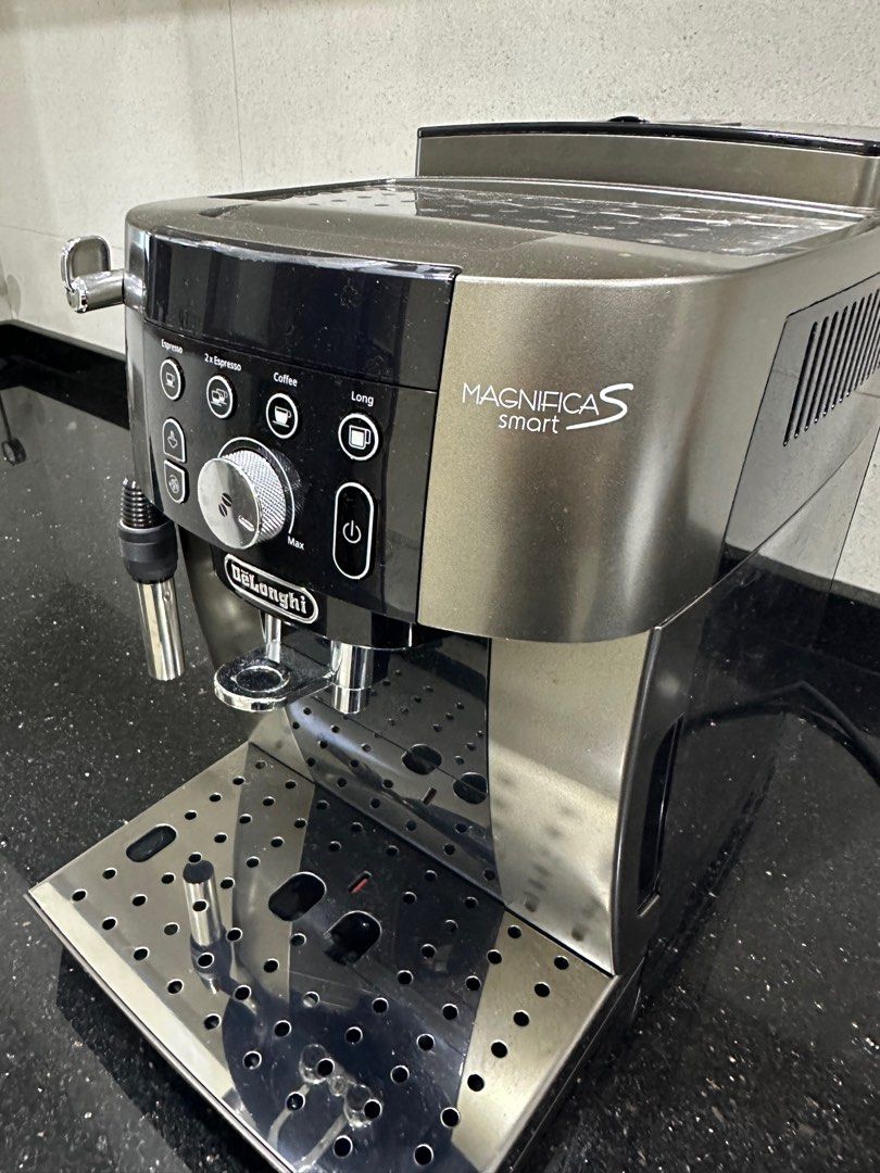 Delonghi ECAM 250.33.TB Magnifica S Smart Coffee Machine, TV & Home