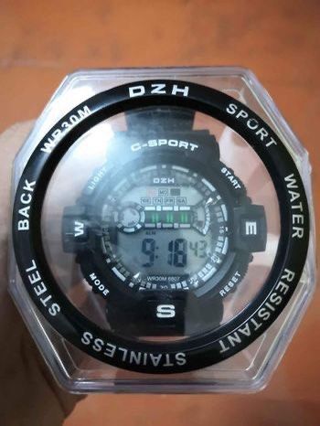 Men Rectangle Dial Electronic Watch | SHEIN IN