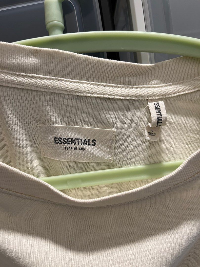 Essentials L (Category: Tshirts & Polo Shirts) located in Kuala Lumpur. Submitted by wanchansen41246 (Listing ID 1240952696, Image 3). Description: Cream color Size L Pit 25 long 29 100 % legit .