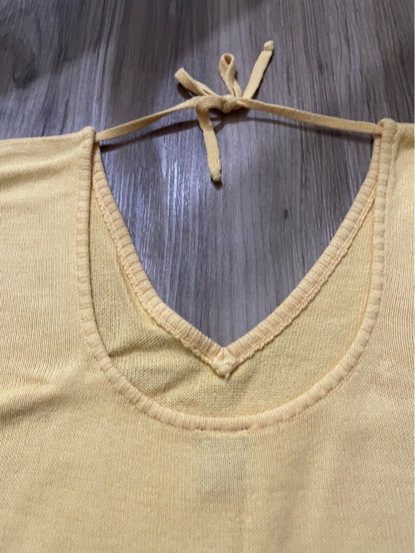 forme yellow top (Category: Blouses) located in Rizal. Submitted by esquivel.declutter (Listing ID 1240853567, Image 2). Description: - fits s-m.
