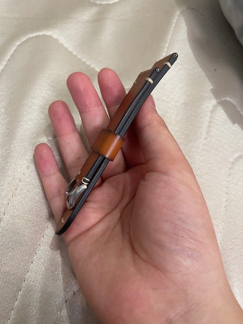 Fossil genuine sales leather 22