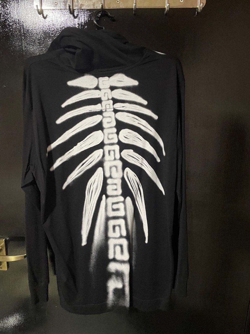 Givenchy zip up on sale hoodie